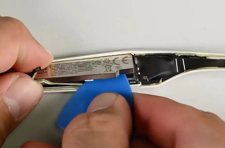 Can Magnetic Quick-Release Battery Fix Ai Glasses Battery Life? 1 Can Magnetic Quick-Release Battery Fix Ai Glasses Battery Life? - LanDazzle Custom Lithium Battery