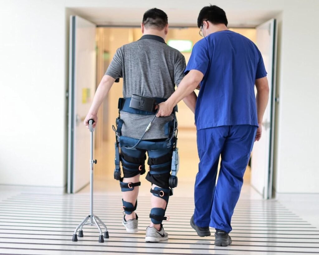 How to Overcome Challenges in Wearable Robotic Exoskeletons 1 How to Overcome Challenges in Wearable Robotic Exoskeletons - LanDazzle Custom Lithium Battery