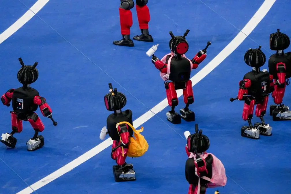 The Battery Challenge Behind the 2026 World Humanoid Robot Games 5 humanoid robots