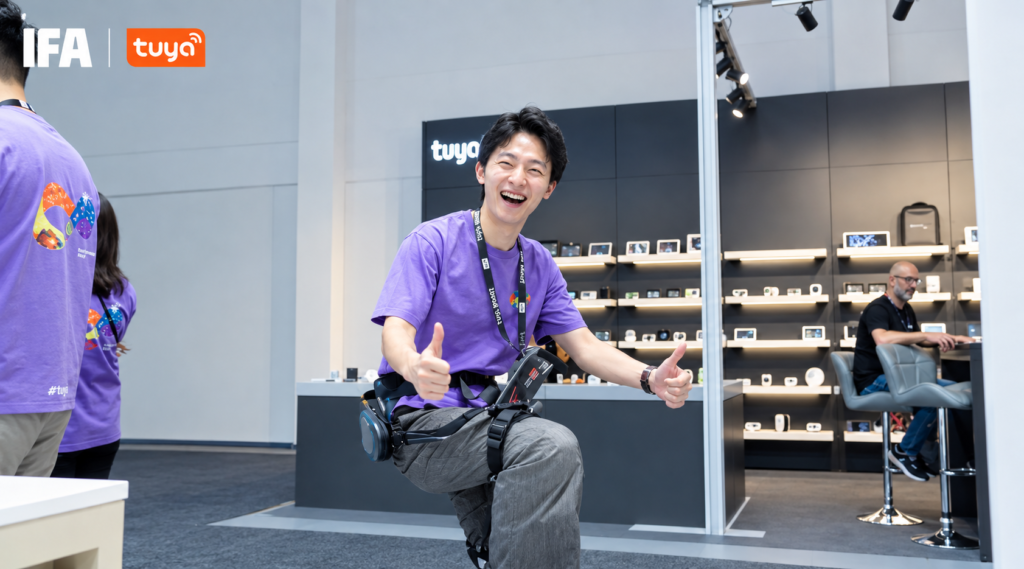 AI Exoskeleton Battery Design: How Lightweight Wearable Robots Solve the Power Challenge 1 AI exoskeleton