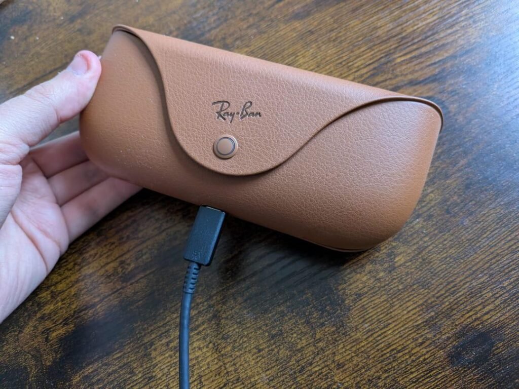 How Are Smart Glasses Charged? A Complete Guide to Charging Methods, Usage, and Battery Care 3 ray-ban smart glasses charging case